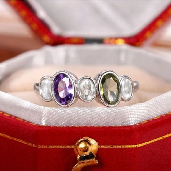 Amethyst & Peridot Oval Silver Plated Ring - Picture 6 of 10